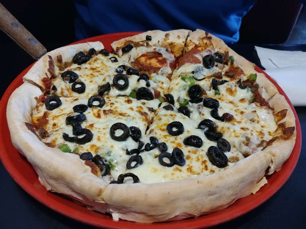 Minskys Pizza | 7198 Renner Rd, Shawnee, KS 66217, USA | Phone: (913) 631-0059