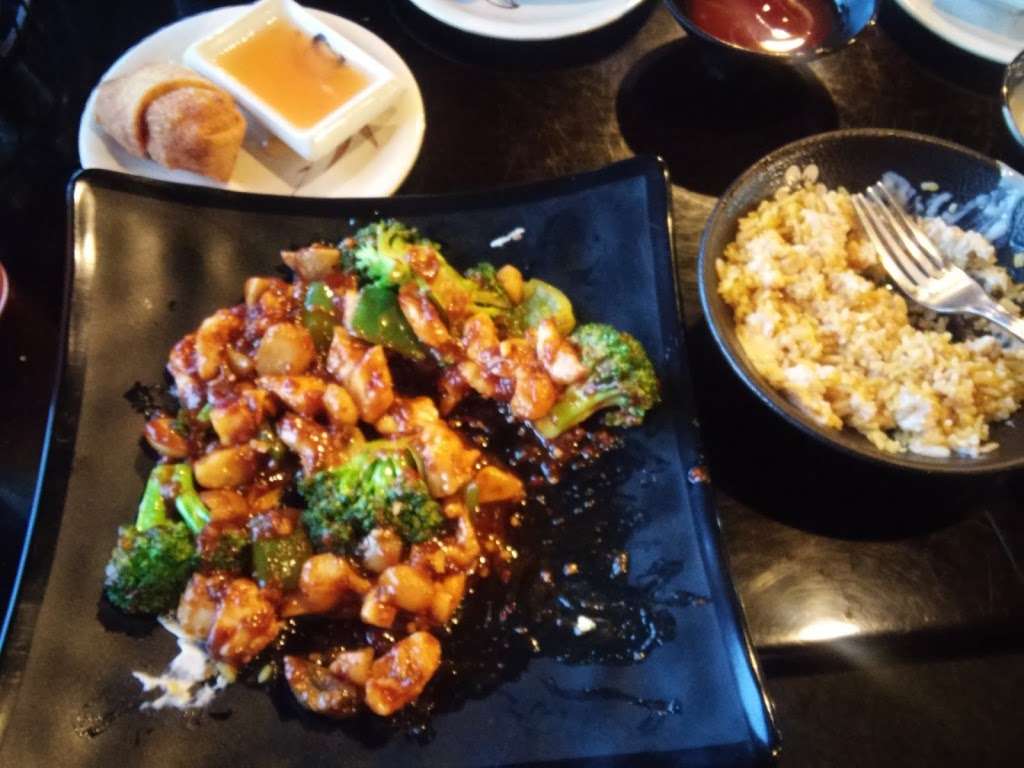 Nikki Asian Bistro | 1776 W Main St, Locust, NC 28001, USA | Phone: (704) 781-5420