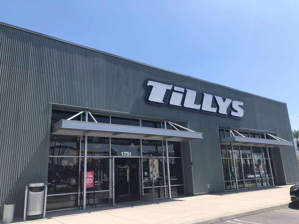 Tillys | 1751 N Victory Pl, Burbank, CA 91502 | Phone: (818) 557-0121