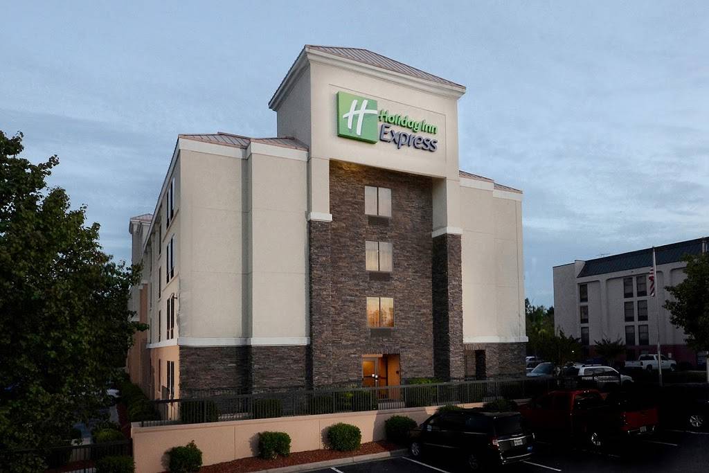 Holiday Inn Express Raleigh-Durham Airport | 1014 Airport Blvd, Morrisville, NC 27560, USA | Phone: (919) 653-2260