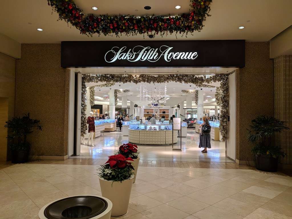 Saks Fifth Avenue | 3333 Bristol St, Costa Mesa, CA 92626 | Phone: (714) 540-3233