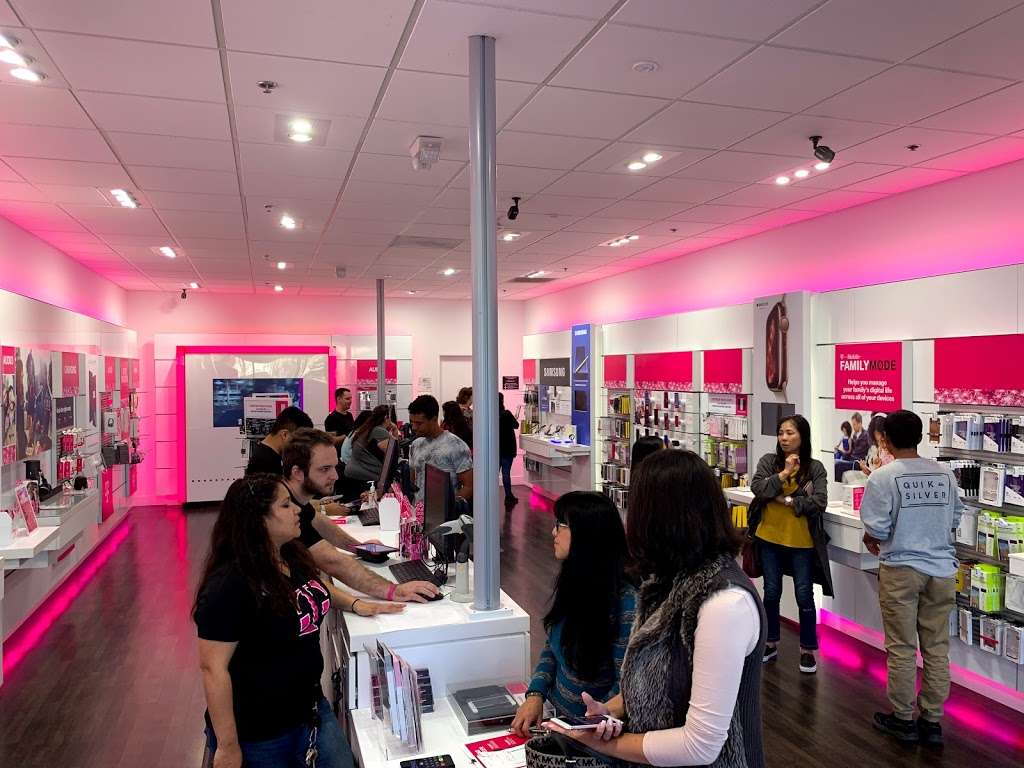 T-Mobile | 13379 Poway Rd, Poway, CA 92064, USA | Phone: (858) 883-2914