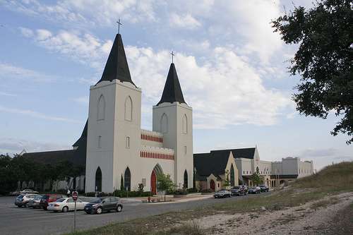 Our Lady of the Atonement Catholic Church | 15415 Red Robin Rd, San Antonio, TX 78255, USA | Phone: (210) 695-2944