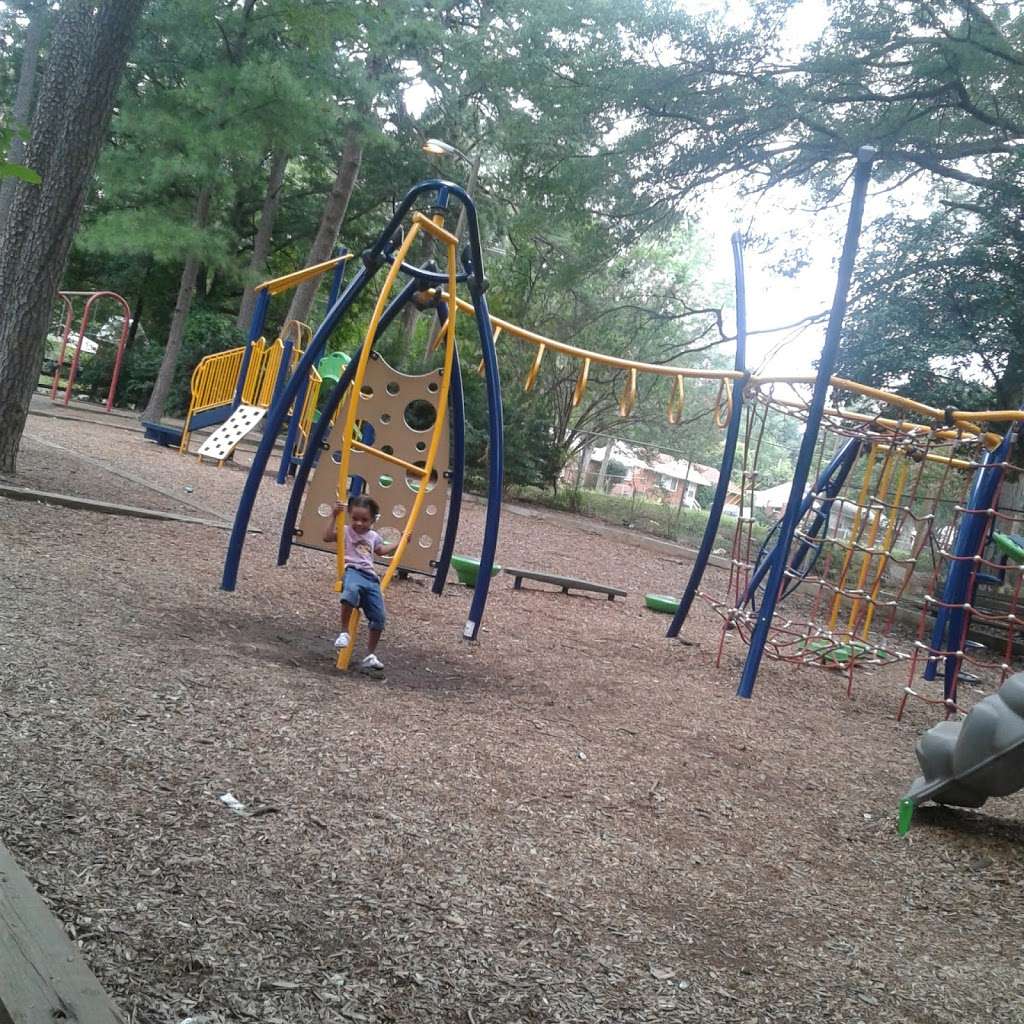 Enderly Park | 1501 Enderly Rd, Charlotte, NC 28208, USA | Phone: (980) 314-1002