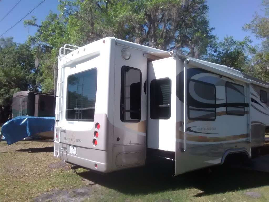 Buds RV Park & Marina | 1700 Tiger Lake Rd, Lake Wales, FL 33898, USA | Phone: (863) 696-2274