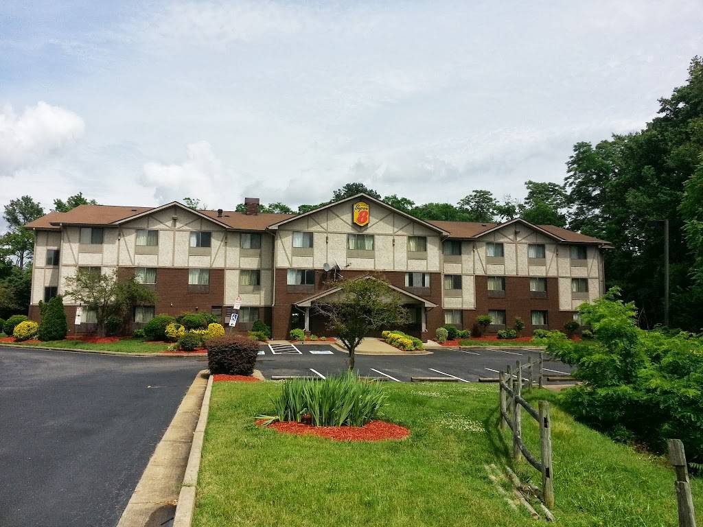 Super 8 by Wyndham Richmond/Chamberlayne Rd | 5615 Chamberlayne Rd, Richmond, VA 23227, USA | Phone: (804) 212-1875