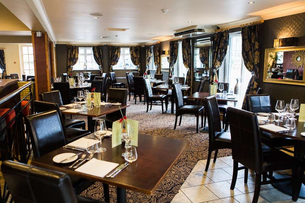 Masons Restaurant | 155-157 Ingrave Rd, Brentwood CM13 2AA, UK | Phone: 01277 261331