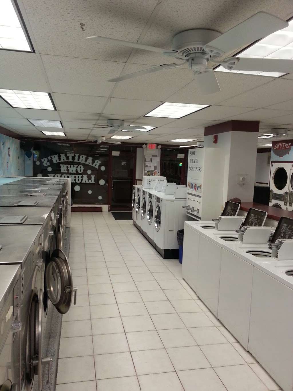 Raritans Own Laundry | 75 W Somerset St, Raritan, NJ 08869, USA | Phone: (908) 577-0577