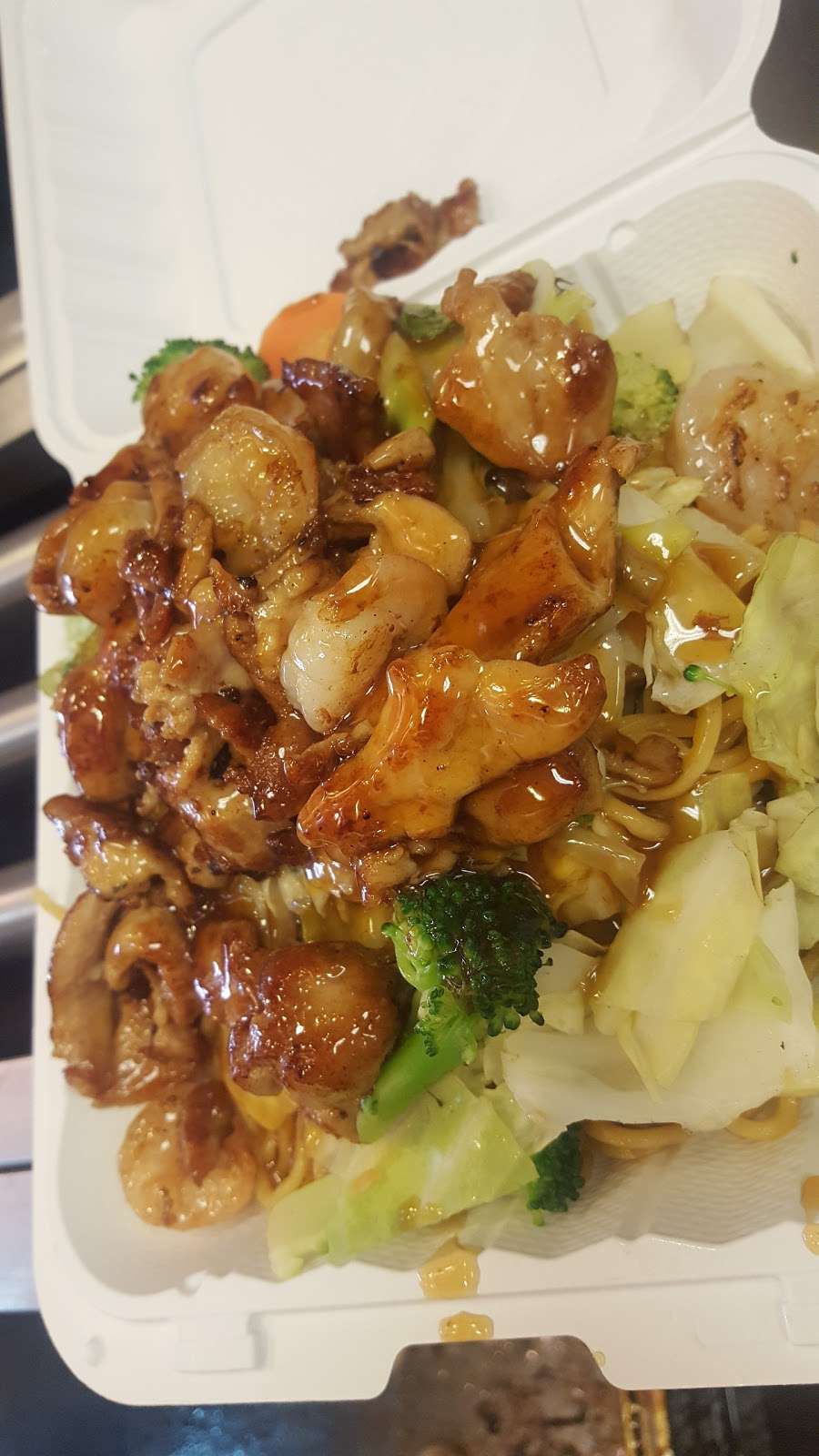 Quickfire Japanese Hibachi | 566 N Frederick Ave, Gaithersburg, MD 20877, USA | Phone: (301) 869-8168