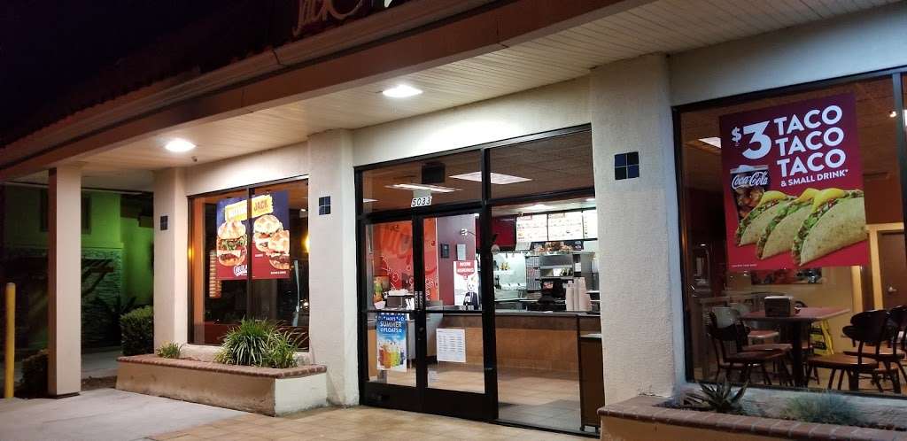 Jack in the Box | 5033 N Kanan Rd, Agoura Hills, CA 91301, USA | Phone: (818) 889-1653