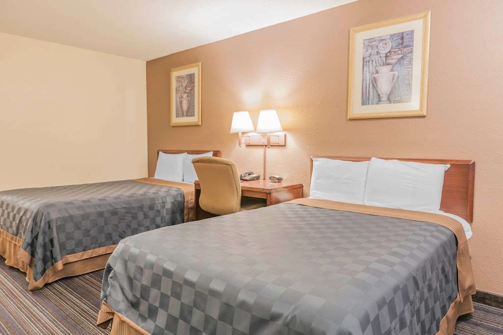 Econo Lodge | 1010 N Main St, Cloverdale, IN 46120 | Phone: (765) 795-6900