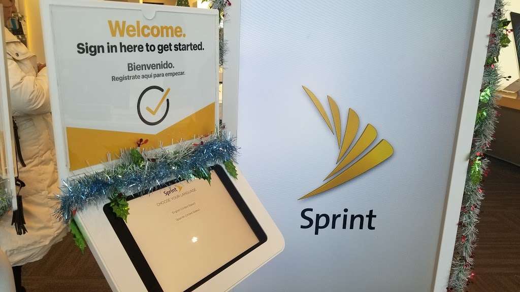 Sprint Store | 2350 Central Park Ave, Yonkers, NY 10710 | Phone: (914) 961-6457