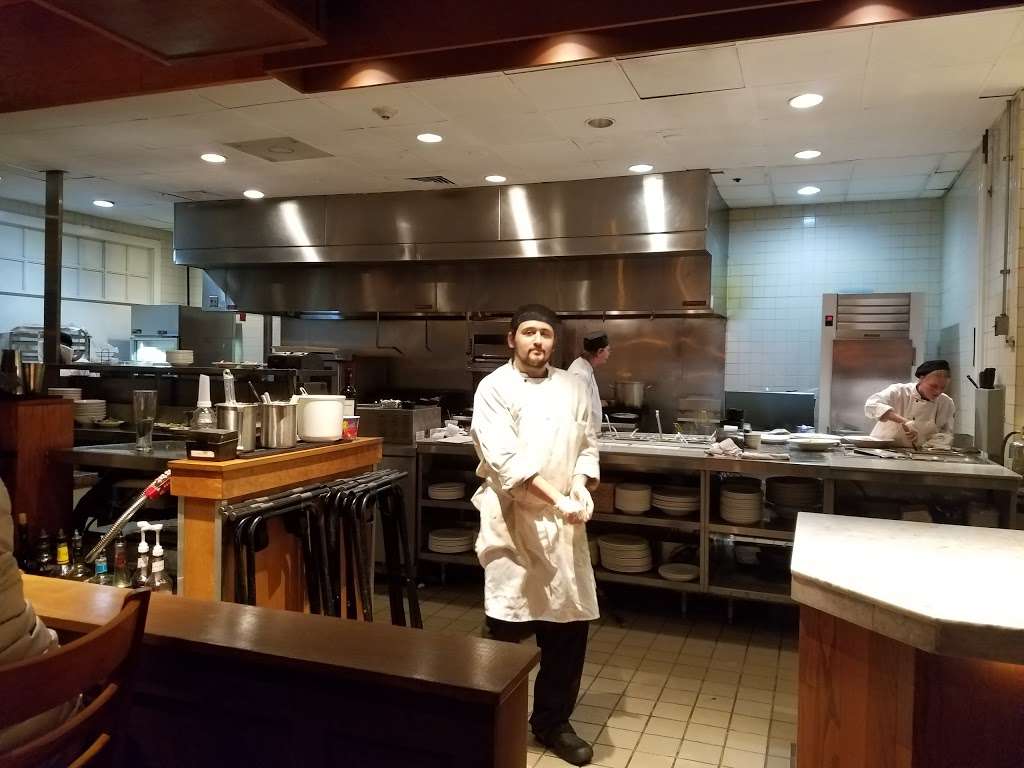 Bertuccis Italian Restaurant | 9081 Snowden River Pkwy, Columbia, MD 21046, USA | Phone: (410) 312-4800