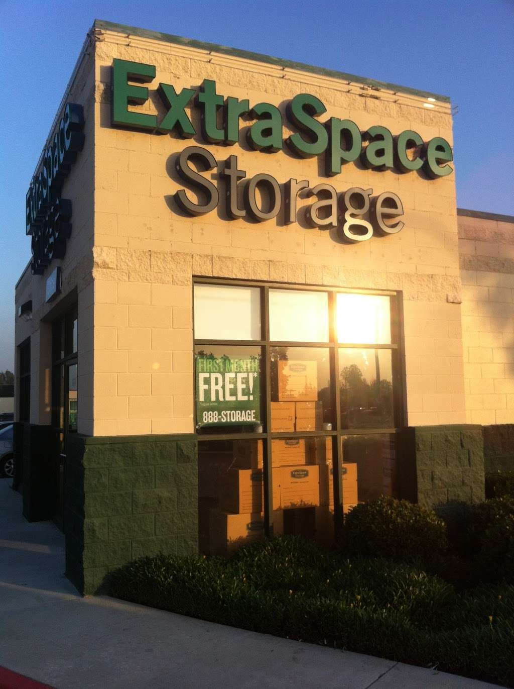 Extra Space Storage | 313 S Riverside Ave, Rialto, CA 92376, USA | Phone: (909) 874-9430