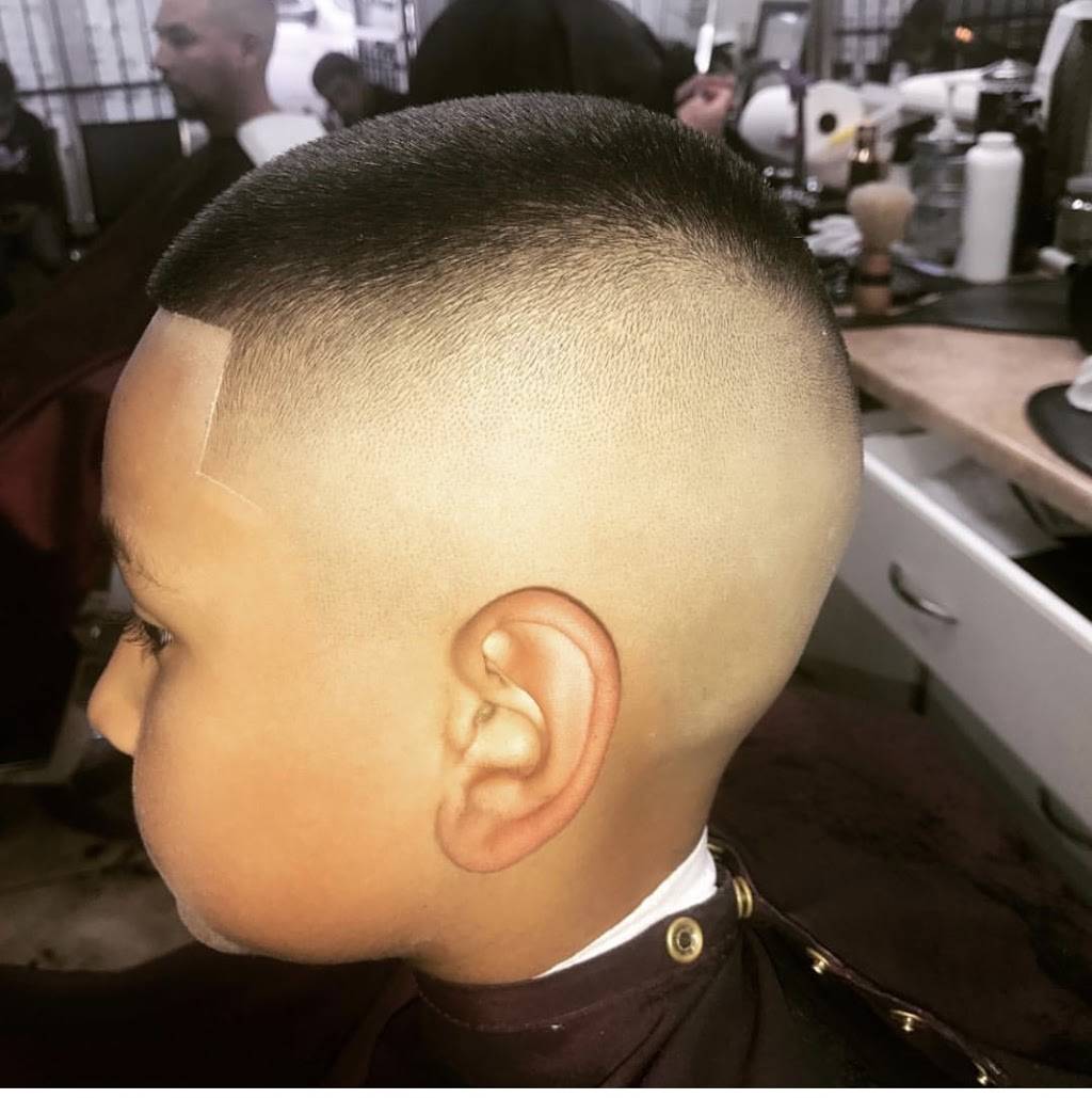 Ayads Barber Shop | 4818 N 27th Ave, Phoenix, AZ 85017 | Phone: (602) 633-3980