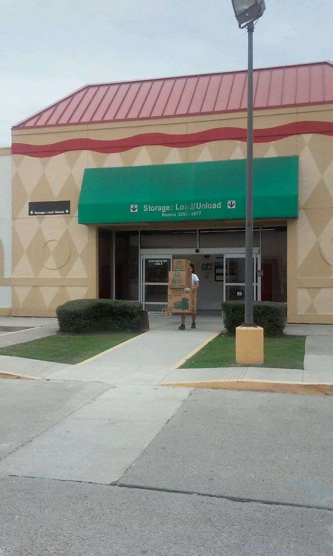 U-Haul Moving & Storage of Kingwood | 22250 Hwy 59 N, Kingwood, TX 77339, USA | Phone: (281) 358-8646