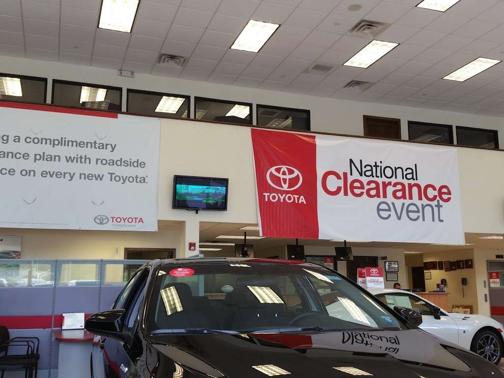 Lia Toyota of Rockland | 618 NY-303, Blauvelt, NY 10913 | Phone: (845) 367-4219