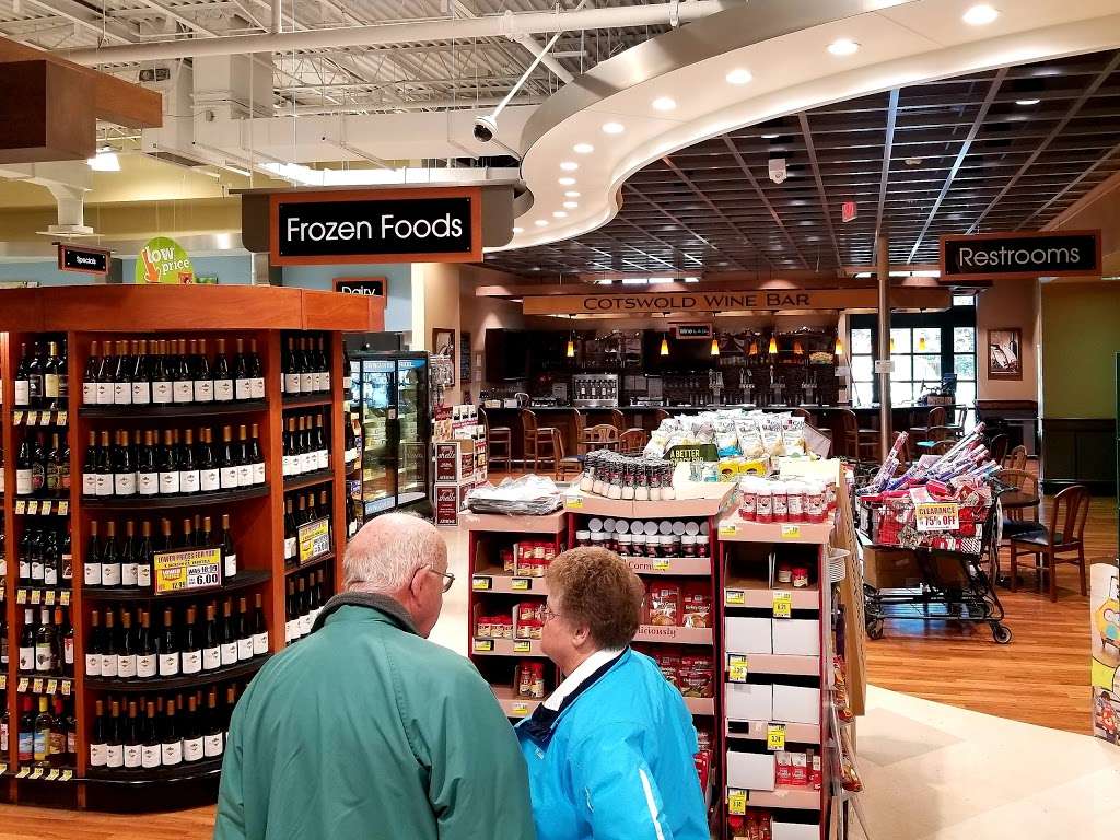 Harris Teeter | Cotswold Village, 112 S Sharon Amity Rd, Charlotte, NC 28211, USA | Phone: (704) 366-1675