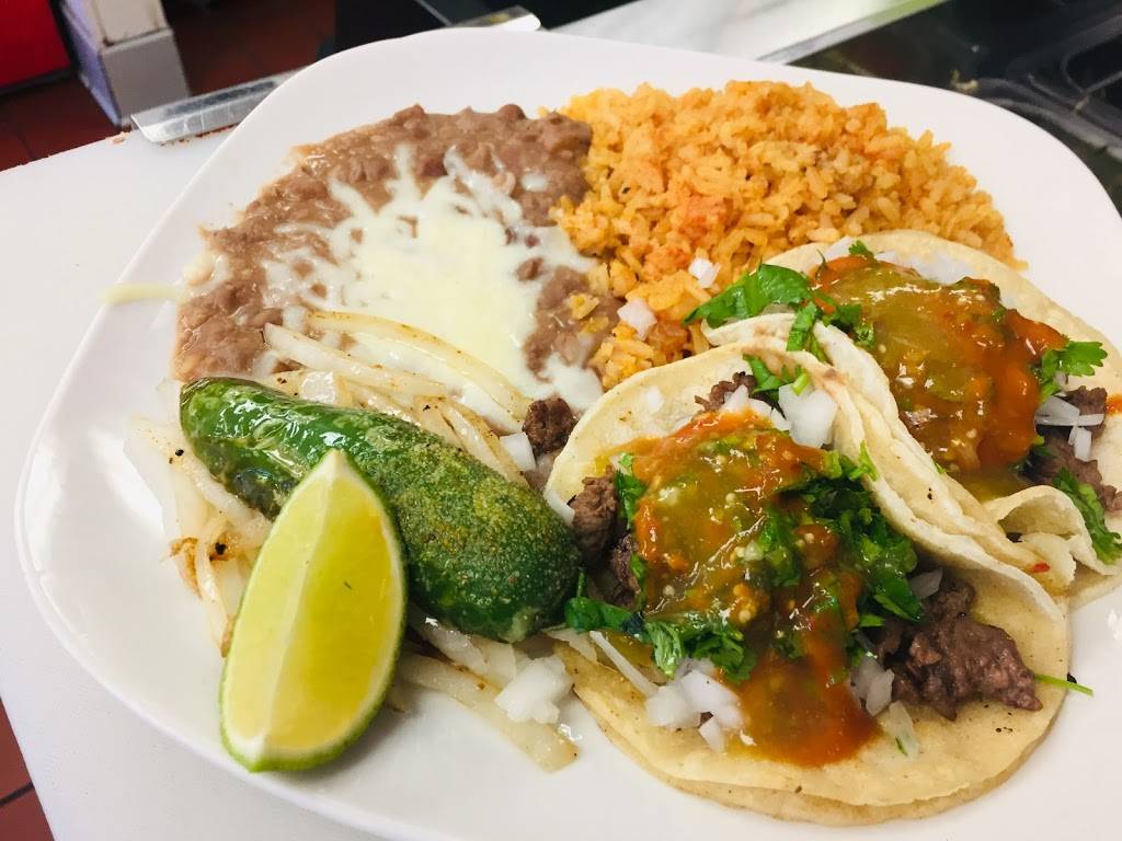 El Guero Comida Estilo Michoacan - Catering Services | 10759 Magnolia Ave suite o, Riverside, CA 92503, USA | Phone: (951) 525-2864