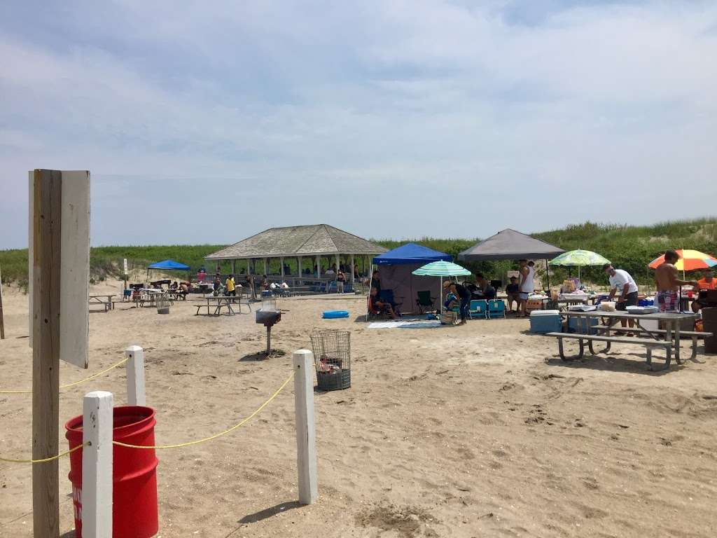 Robert Moses State Park Field 3 | Robert Moses State Pkwy, Babylon, NY 11702 | Phone: (631) 669-0449