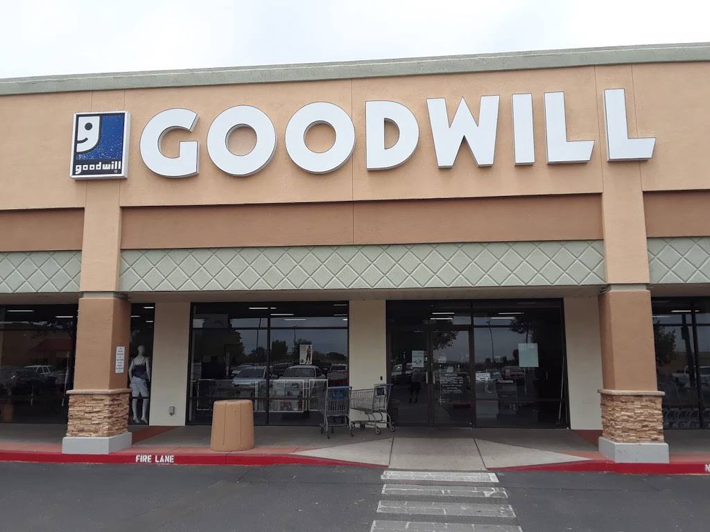 Goodwill Industries of New Mexico - Rio Bravo STORE CLOSED | 3211 Coors Blvd SW, Albuquerque, NM 87121, USA | Phone: (505) 877-4910