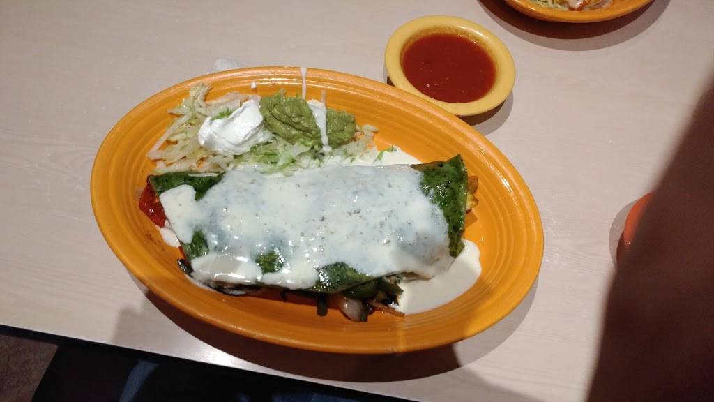 Dos Reales Mexican Restaurant | 8841 W 75th St, Overland Park, KS 66204, USA | Phone: (913) 341-1046