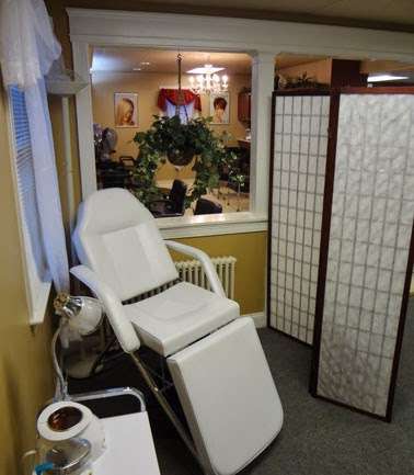 Reflections Hair Studio | 438 King St, Littleton, MA 01460, USA | Phone: (978) 952-8410