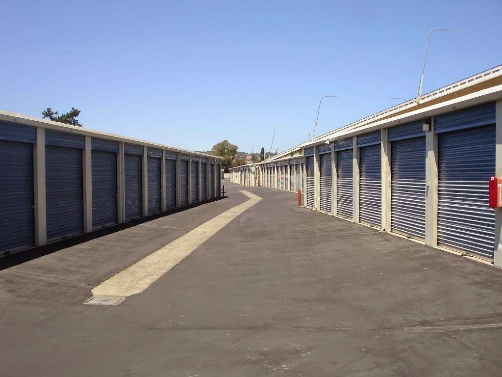 River Park Self Storage | 700 Joliet Way, Napa, CA 94559 | Phone: (707) 224-7727