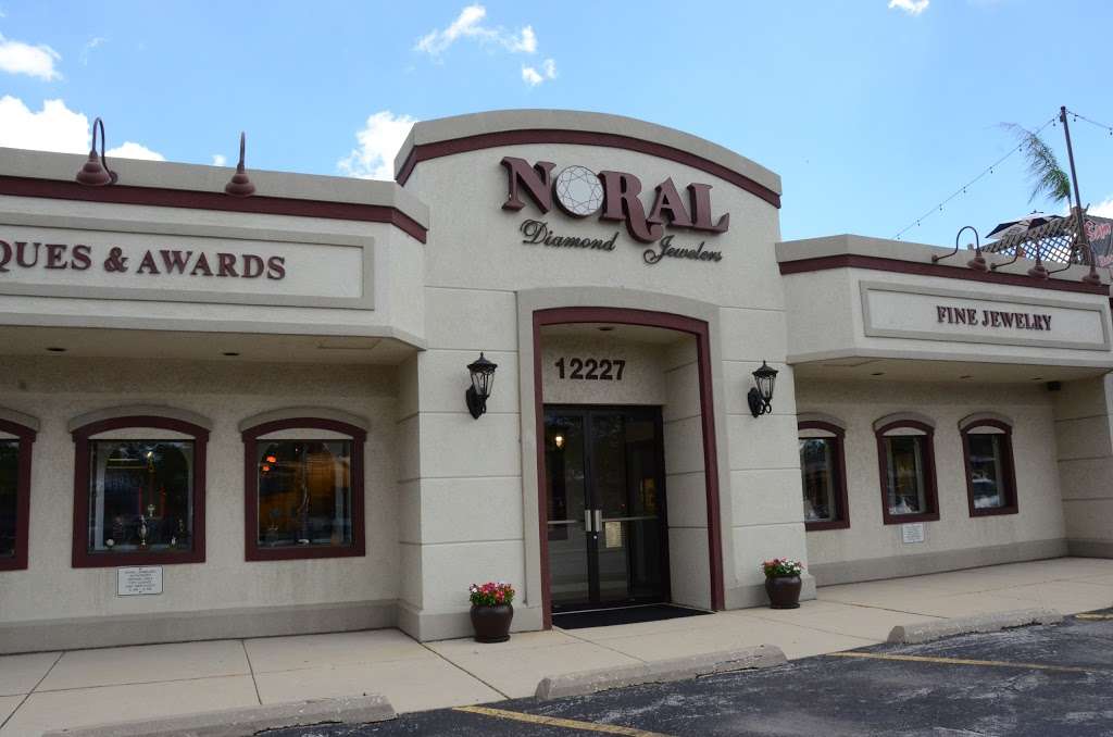 Noral Jewelers & Mineral Art Gallery | 12227 S Harlem Ave, Palos Heights, IL 60463, USA | Phone: (708) 361-0700