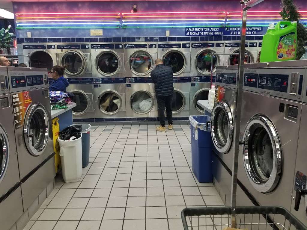 Coin Laundry | 2700 N Austin Ave, Chicago, IL 60639, USA