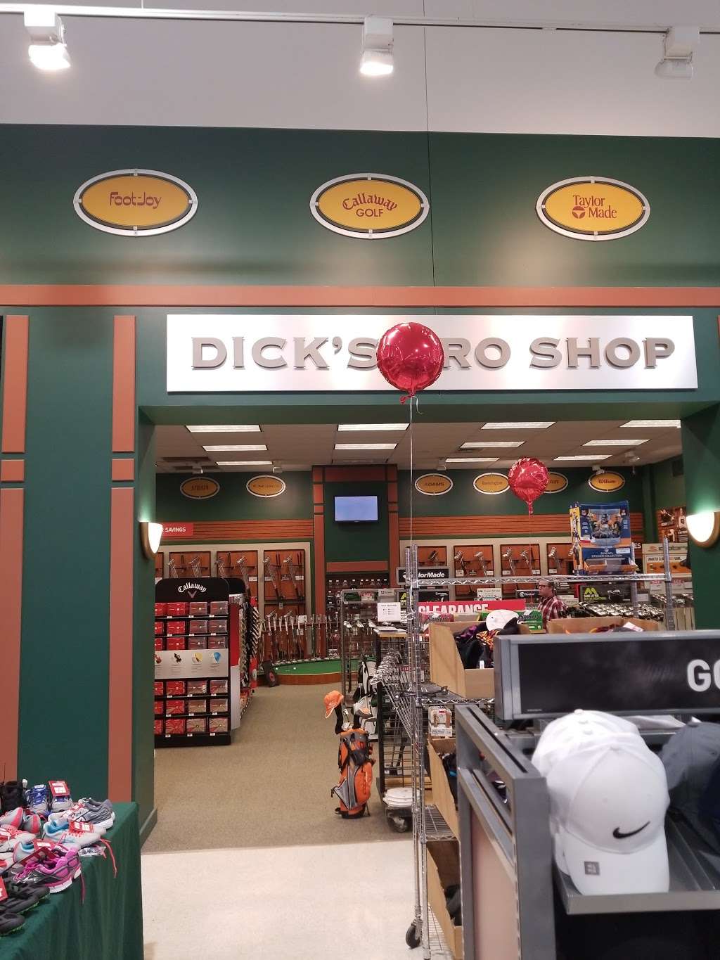 DICKS Sporting Goods | 10375 E US Hwy 36, Avon, IN 46123, USA | Phone: (317) 271-7850