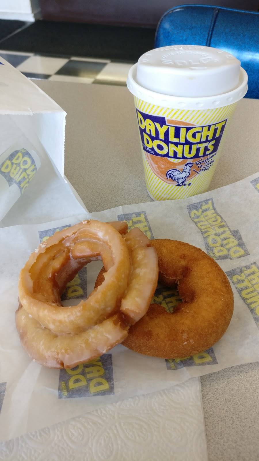 Daylight Donuts | 1849 E Broad St, Statesville, NC 28625, USA | Phone: (704) 883-1083