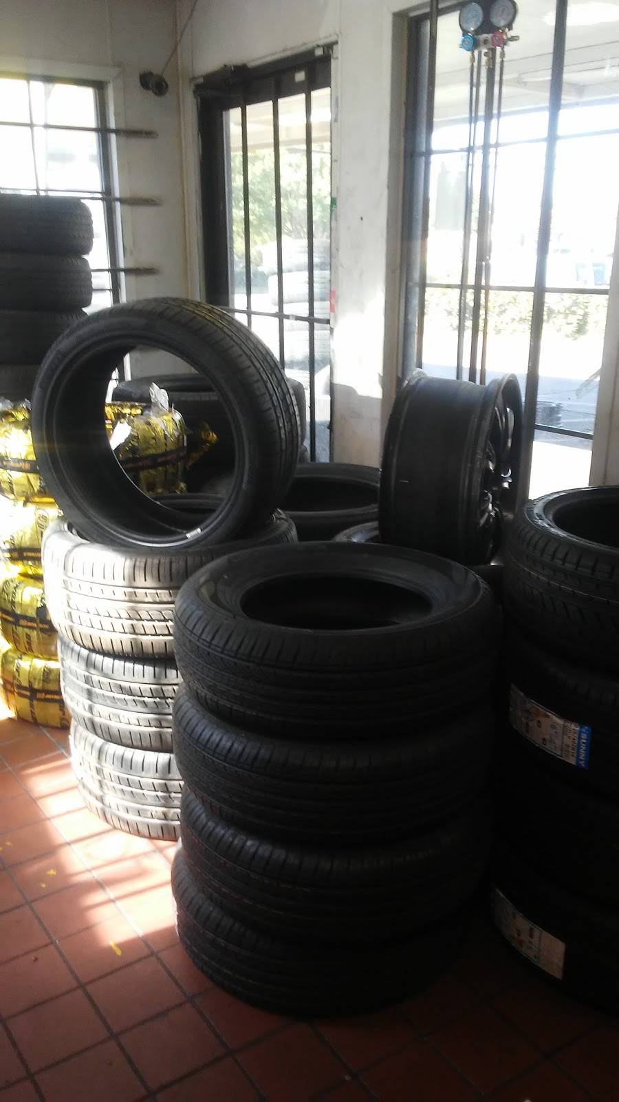 Big D Tires and mechanic | 9119 Forest Ln, Dallas, TX 75243, USA | Phone: (214) 570-4999