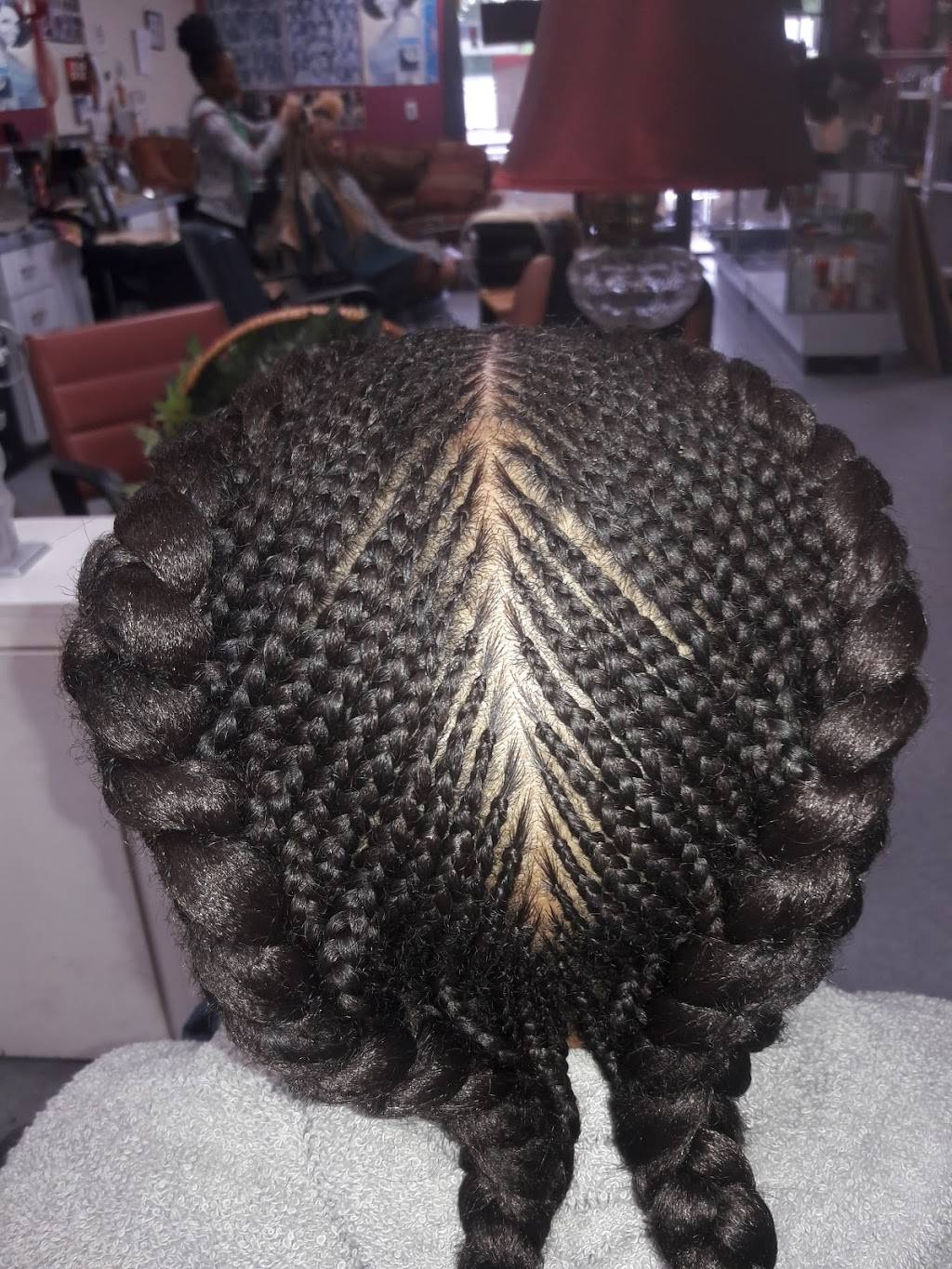 Naomi Hair Braiding | 823 W Gate City Blvd, Greensboro, NC 27403, USA | Phone: (336) 954-2146