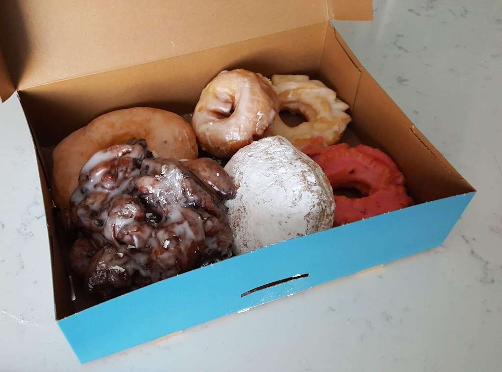 Top Pot Doughnuts | 2937 Greenville Ave, Dallas, TX 75206, USA | Phone: (214) 828-8036