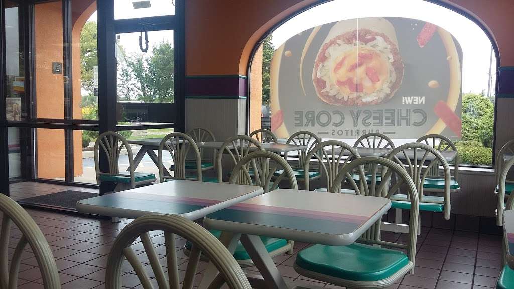 Taco Bell | 3063 S Wolf Rd, Westchester, IL 60154 | Phone: (708) 562-3441