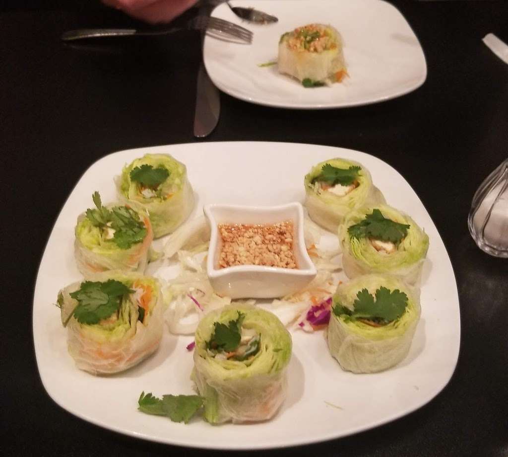 Naga - Thai Dining | 76 W Horizon Ridge Pkwy #150, Henderson, NV 89012, USA | Phone: (702) 508-2008