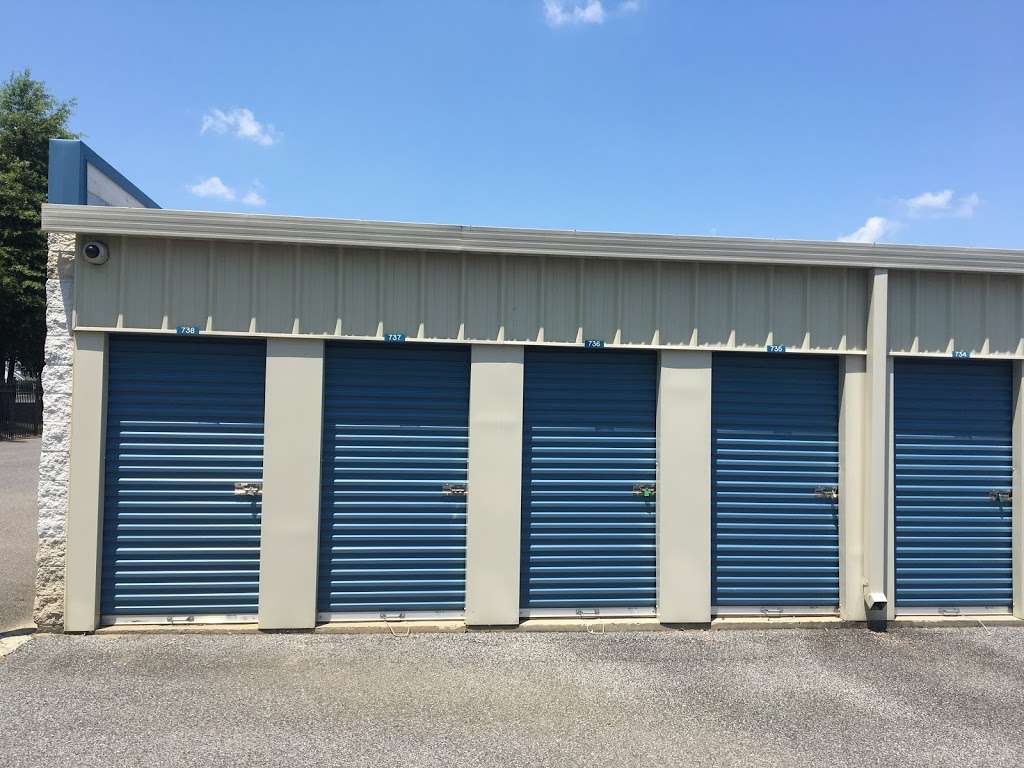 Sentinel Self Storage - Dover, DE | 6080 N Dupont Hwy, Dover, DE 19901, USA | Phone: (302) 674-0661