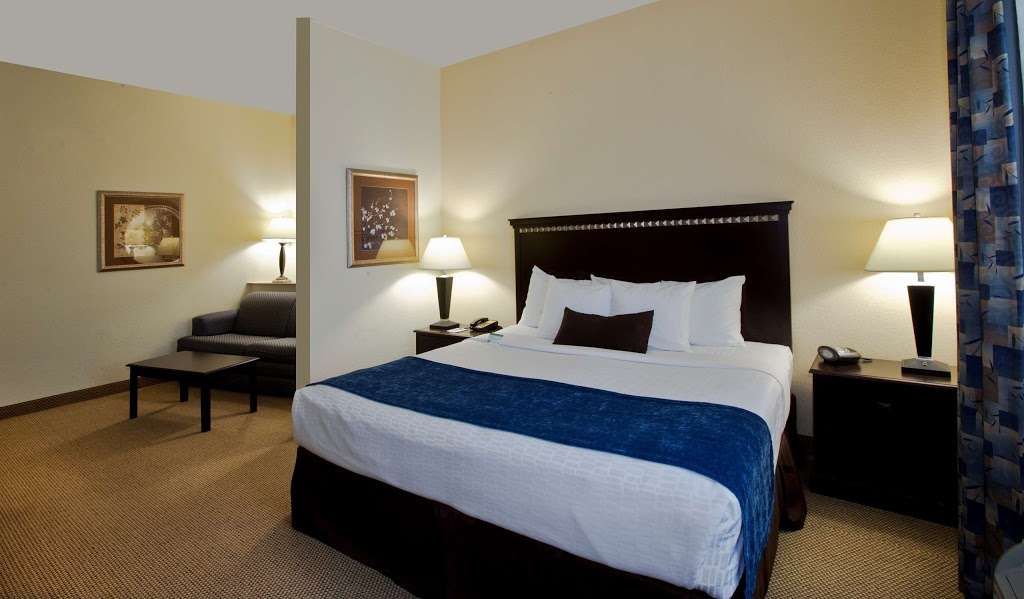 Best Western Plus Seabrook Suites | 5755 Bayport Blvd, Seabrook, TX 77586, USA | Phone: (281) 291-9090