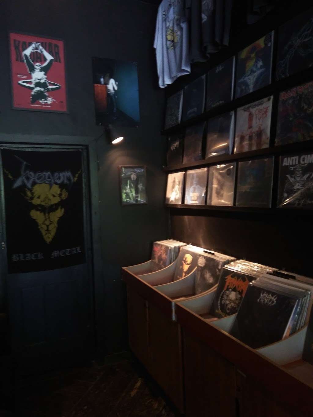Crypt Of The Wizard | 324C Hackney Rd, London E2 7AX, UK