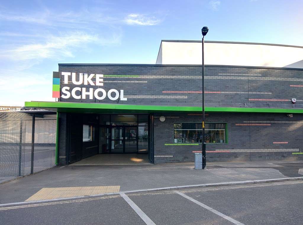 Tuke School | Daniel Gardens, London SE15 6ER, UK | Phone: 020 7525 8002