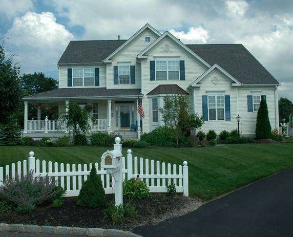 Birchwood Park Homes | 135 Pinelawn Rd, Melville, NY 11747, USA | Phone: (631) 390-7700