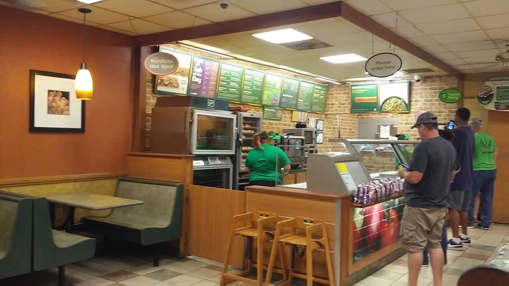 Subway Restaurants | 107 E Dallas Rd, Stanley, NC 28164, USA | Phone: (704) 263-7350
