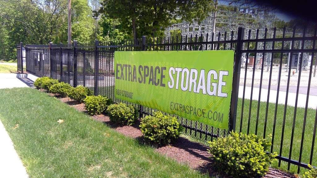 Extra Space Storage | 197 Dexter St, Cumberland, RI 02864, USA | Phone: (401) 722-1211