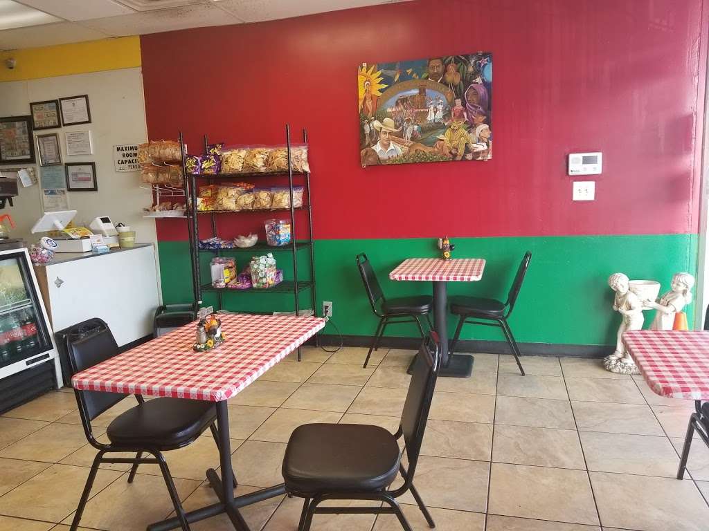 Tortilleria Los Gallitos | 2261 Singleton Blvd, Dallas, TX 75212, USA | Phone: (214) 879-0080