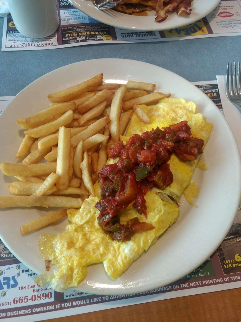 Forum Diner | 315 W Main St, Bay Shore, NY 11706, USA | Phone: (631) 666-4455