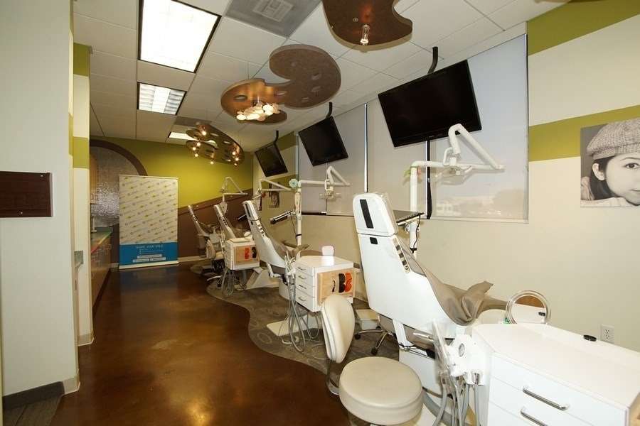 Crossing Dental Group and Orthodontics | 3150 Case Rd Bldg C, Perris, CA 92570, USA | Phone: (951) 345-4386