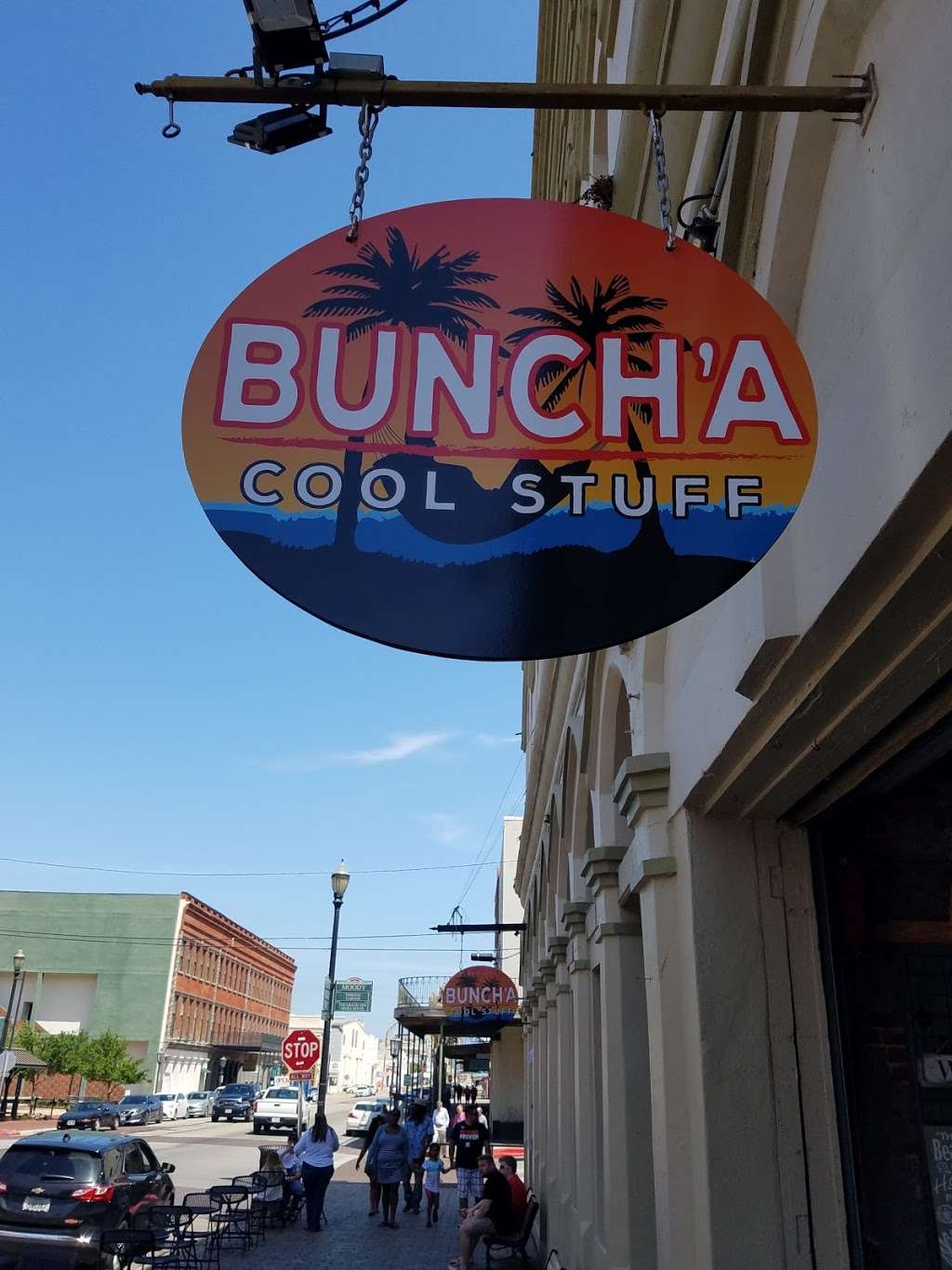 Buncha Cool Stuff | 2105 Strand St, Galveston, TX 77550, USA | Phone: (409) 763-5444