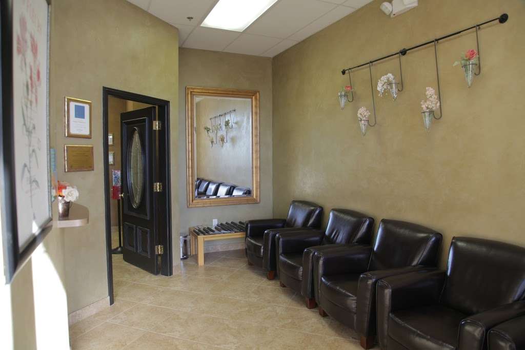 Fineberg Jennifer DDS - Glendale Dentist | 6750 W Deer Valley Rd c103, Glendale, AZ 85310, USA | Phone: (623) 362-2550