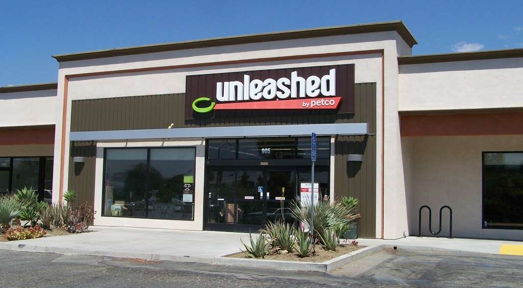 Unleashed by Petco | 905 W Foothill Blvd, Claremont, CA 91711, USA | Phone: (909) 399-9101